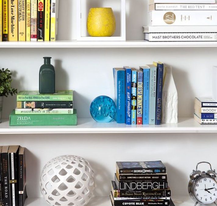 Shelf Decoration Arranging
